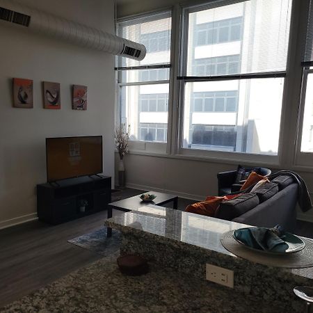 Free Parking! Downtown Lucas Oil- Conv Center Skywalk #3 Apartment Indianapolis Exterior photo